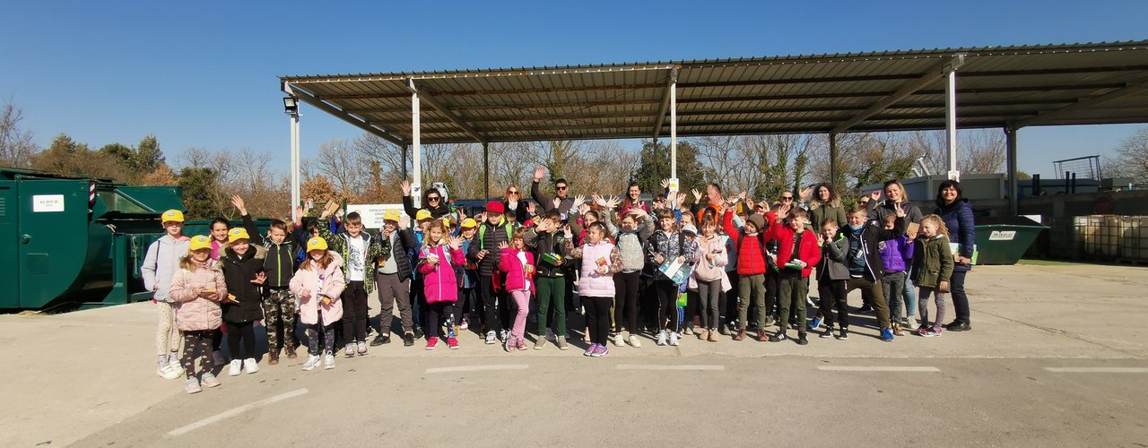 VISITA DELLA SCUOLA ELEMENTARE JURJA DOBRILA