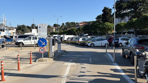 PARCHEGGIO GRATUITO