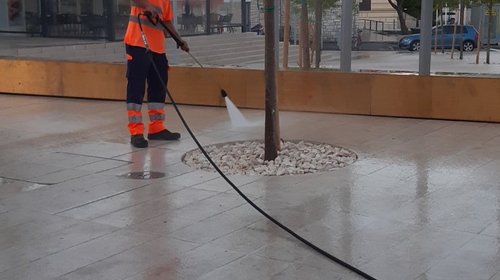 Čišćenje i pranje ulica i trgova