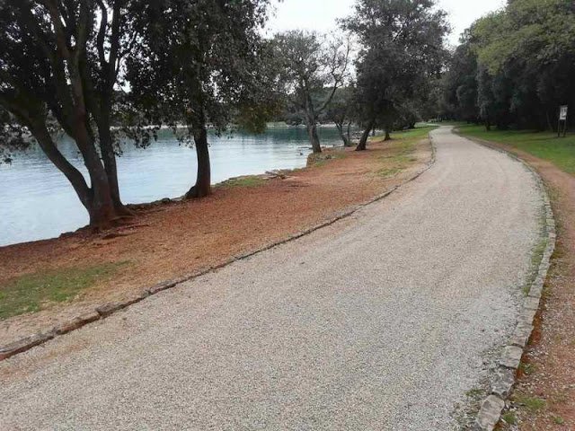 LUNGOMARE PUNTA CORRENTE