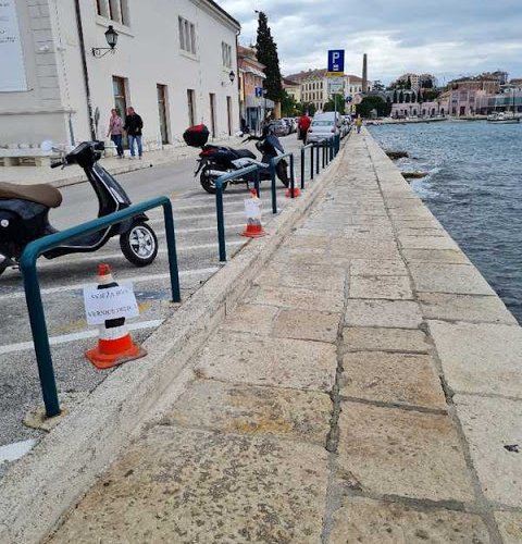 VERNICIATURA DELLE RECINZIONI PROTETTIVE